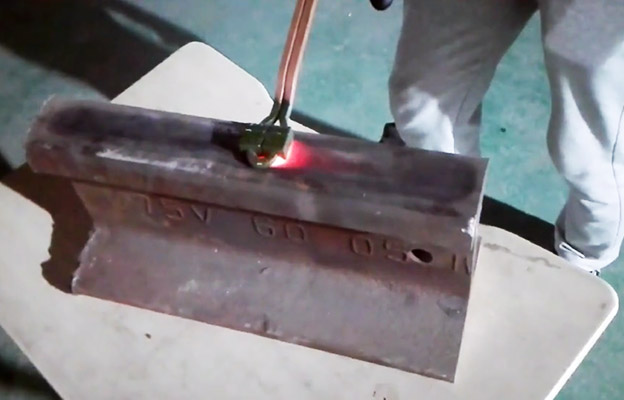 鐵軌表面淬火設(shè)備