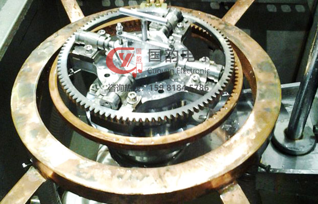 齒圈淬火設(shè)備機床